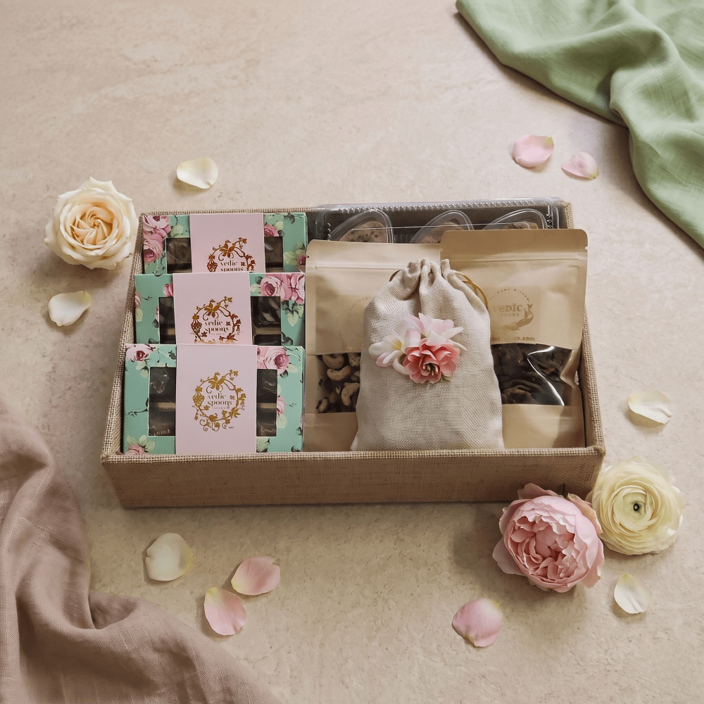 Assorted Sweets in Jute Hamper Tray