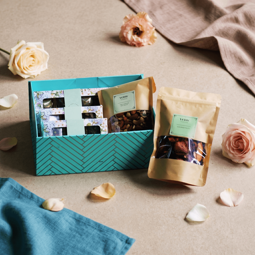 Sweet Box Hamper with Sundried Fruits + Thai Flavoured Dryfruits (Pouch)